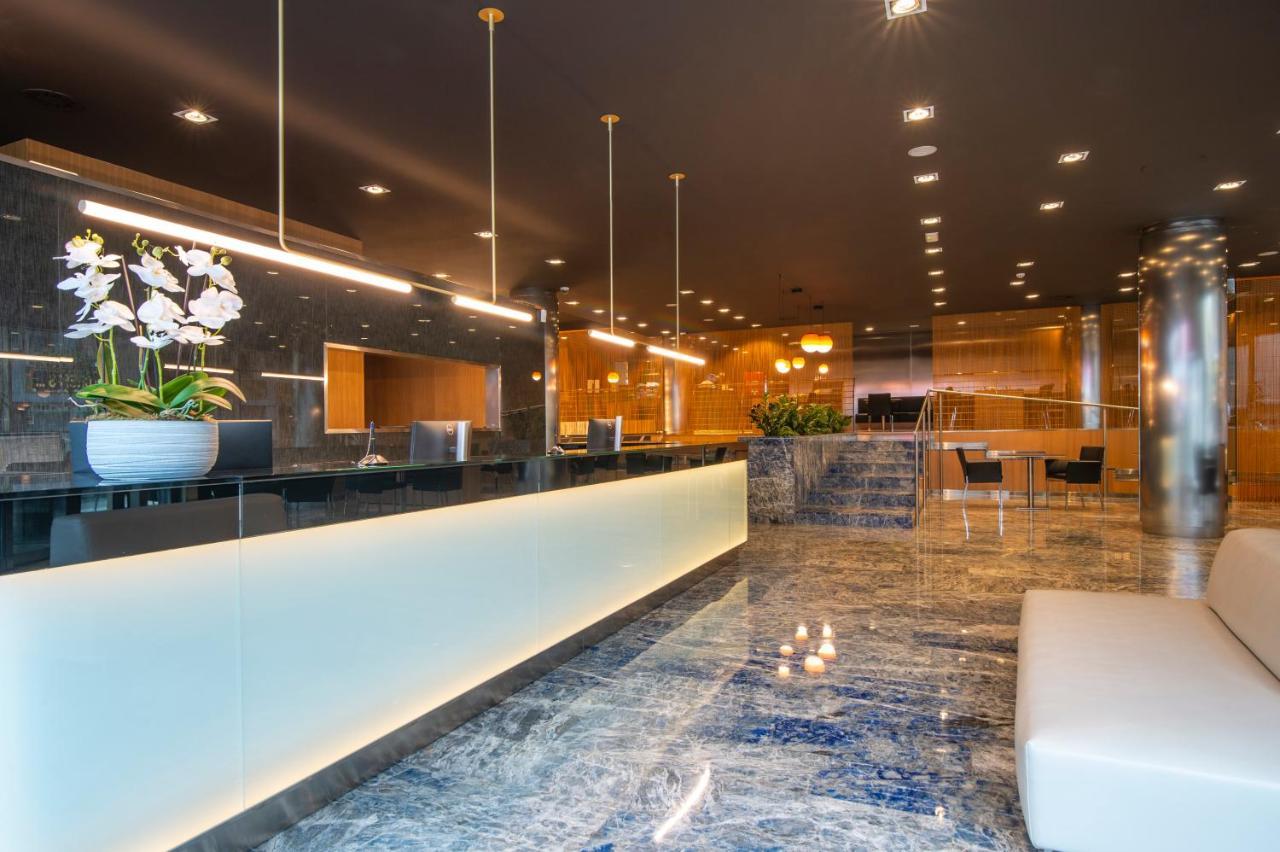 Hotel Starc By Pierre & Vacances Premium Andorra la Vella Exterior foto